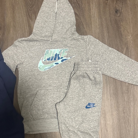 Nike Navy and Gray Kids' Hoodie Set size 7 - Picture 2 of 4